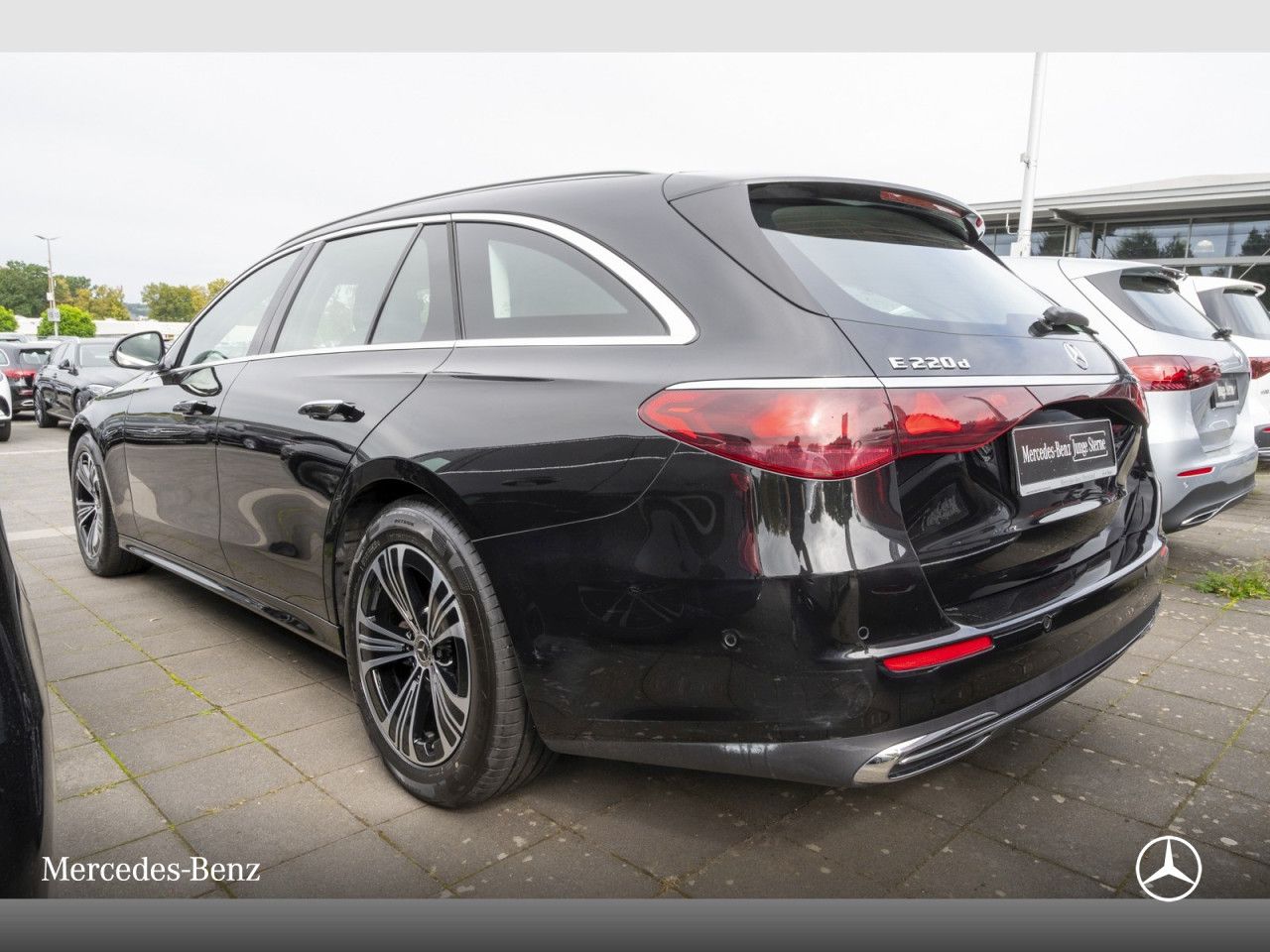 Mercedes-Benz E-Klasse – Bild 8