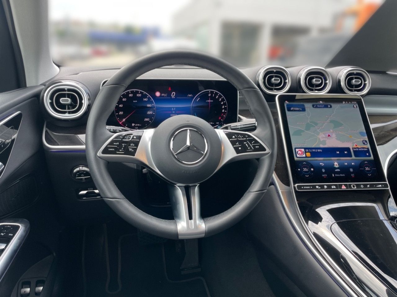 Mercedes-Benz GLC – Bild 9