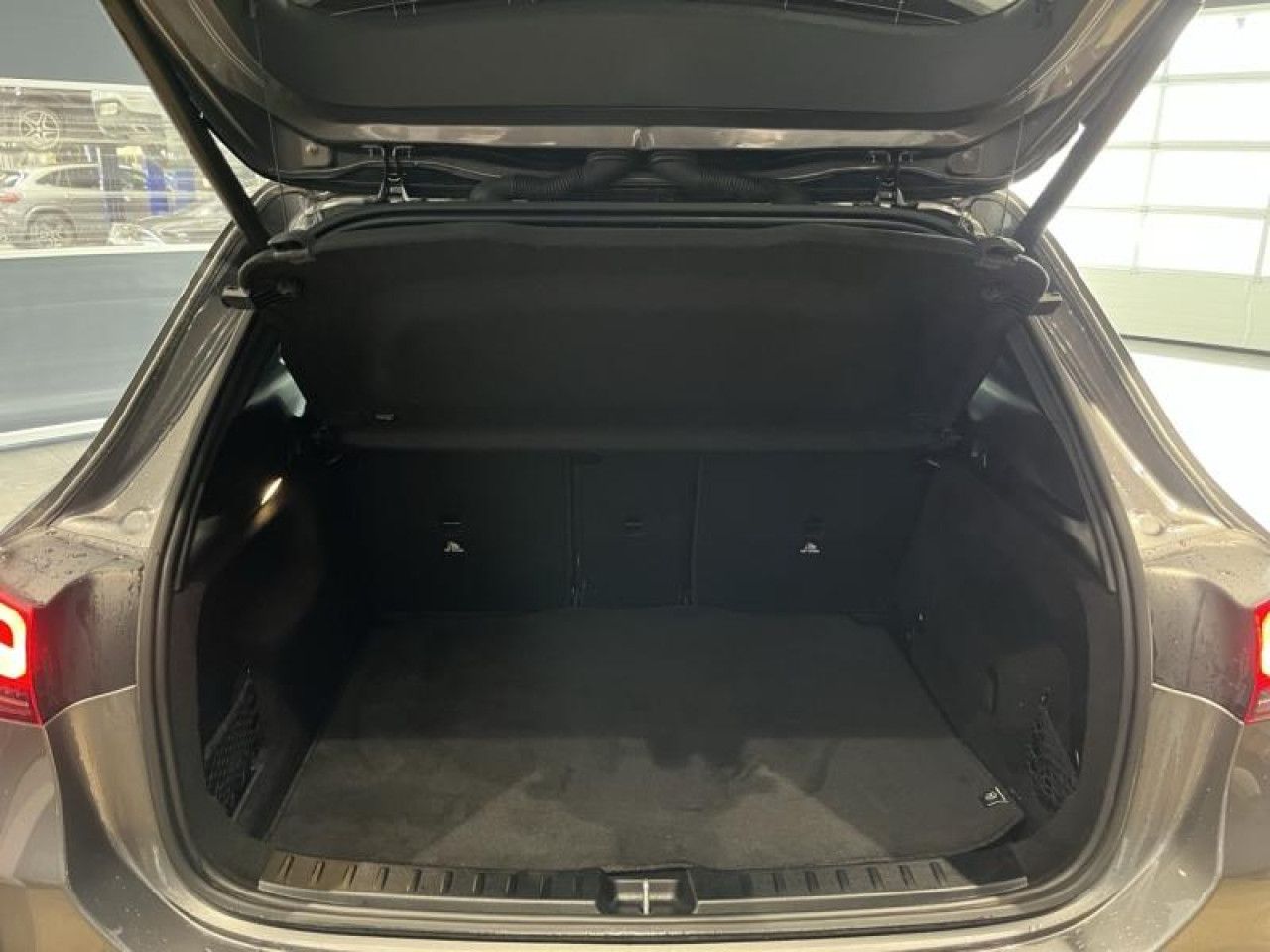 Photo du v&eacute;hicule 17 / 18