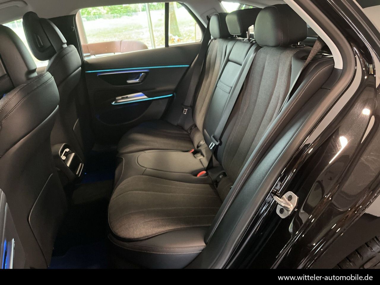 Mercedes-Benz E-Klasse – Bild 8
