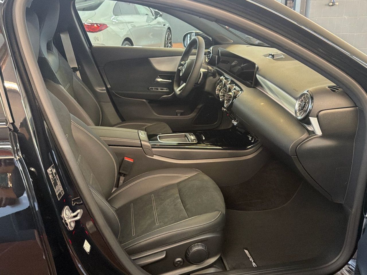 Mercedes-Benz A-Klasse – Bild 14