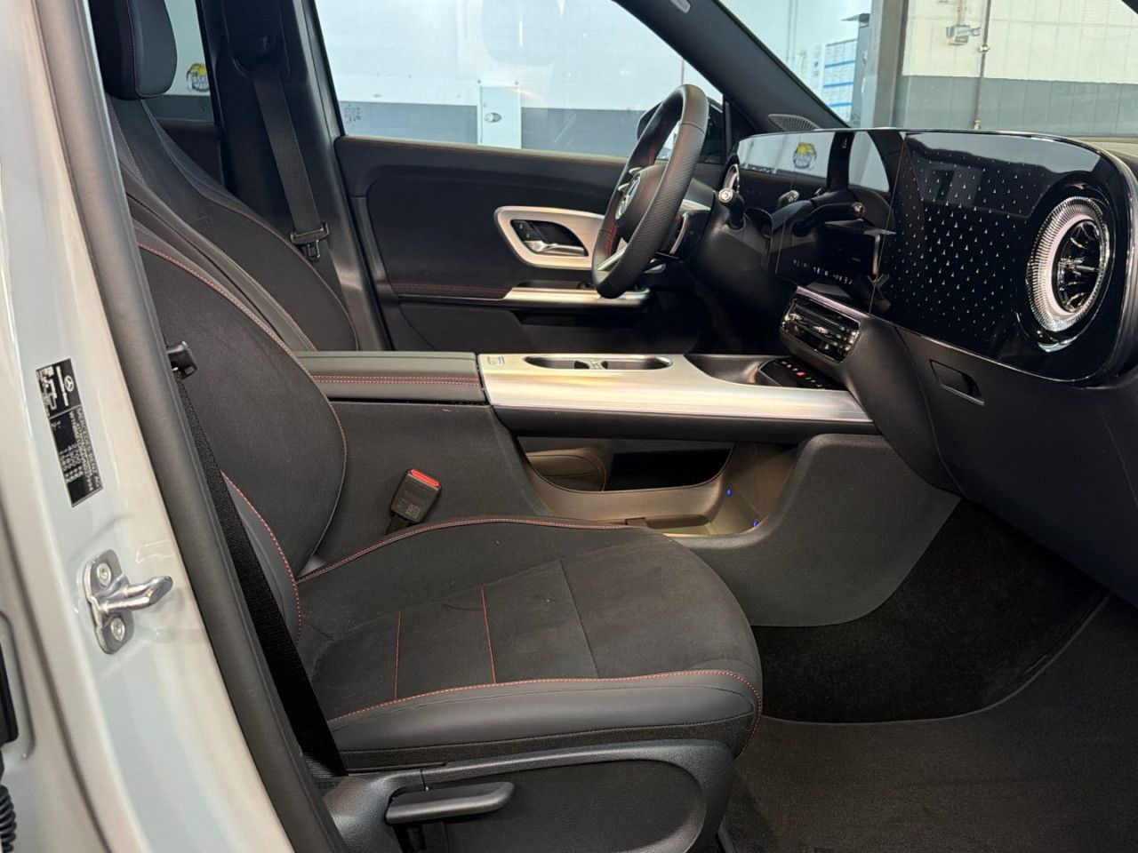 Mercedes-Benz GLB – Bild 14