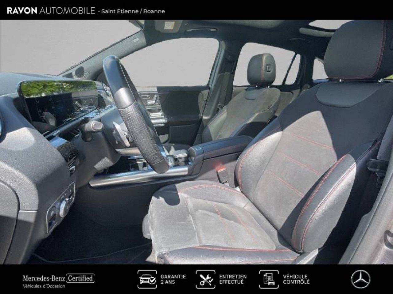 Photo du v&eacute;hicule 16 / 18