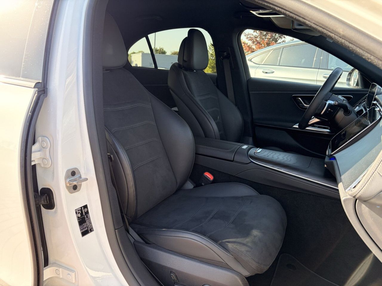 Mercedes-Benz E-Klasse – Bild 16