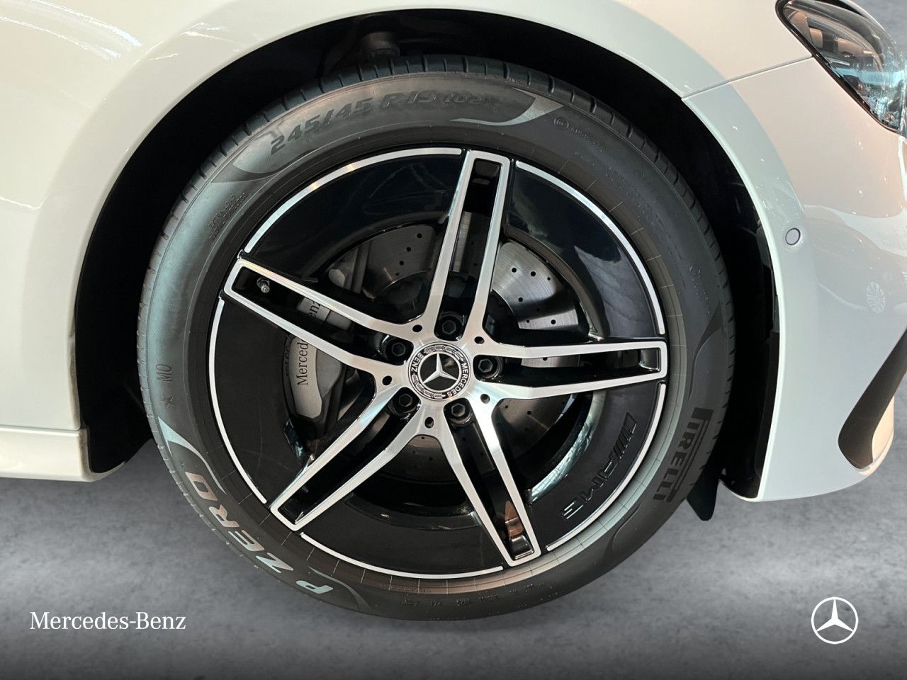 Mercedes-Benz E-Klasse – Bild 2