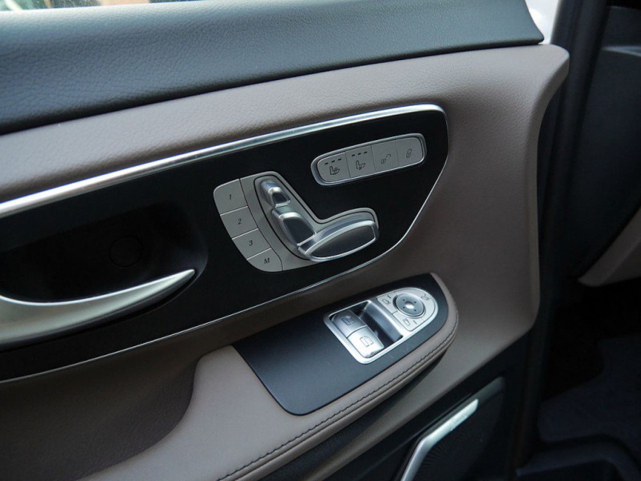 Fahrzeugbild 13 / 20