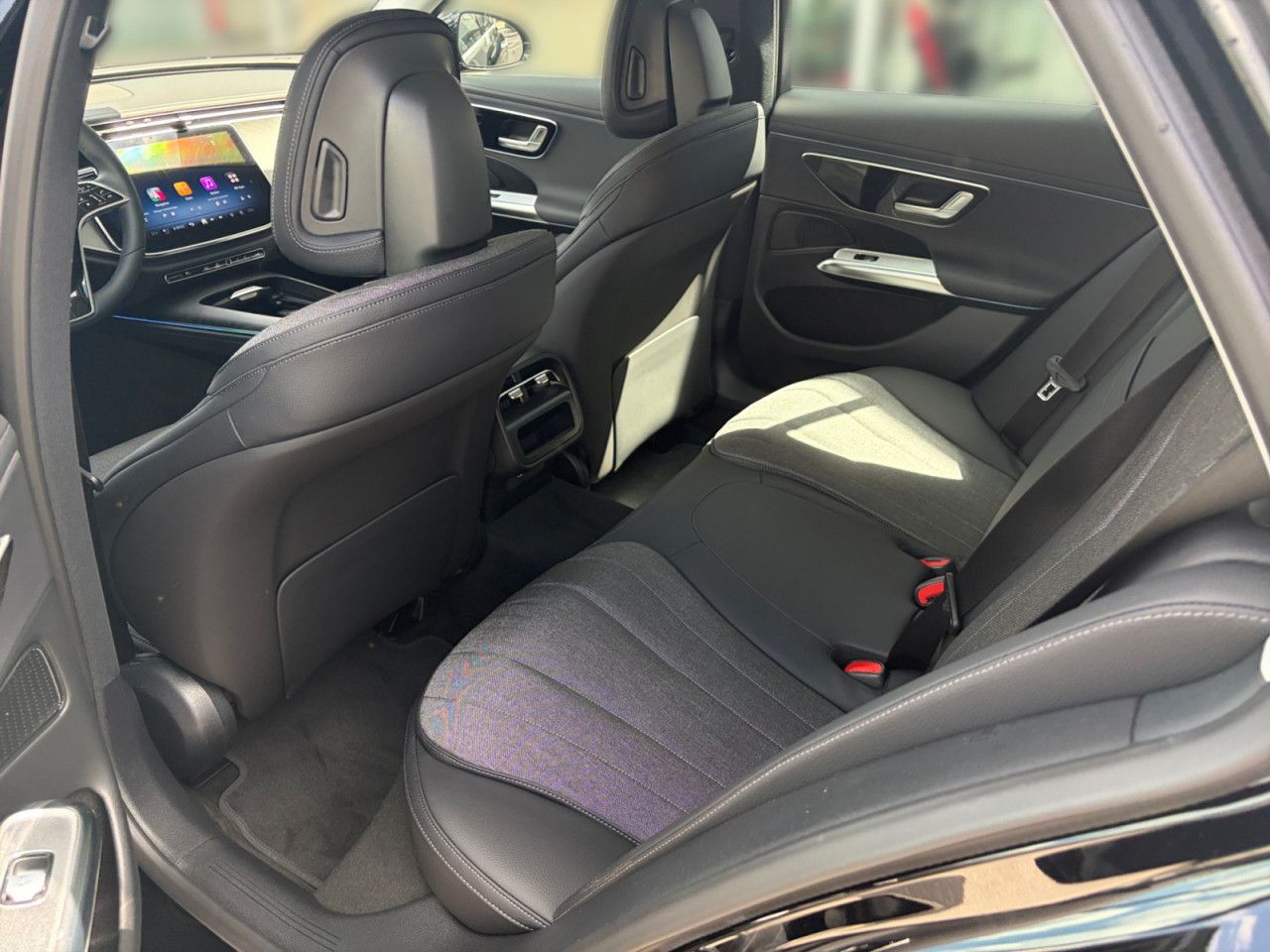 Mercedes-Benz E-Klasse – Bild 14