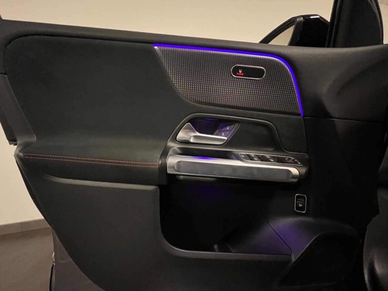 Photo du v&eacute;hicule 12 / 18