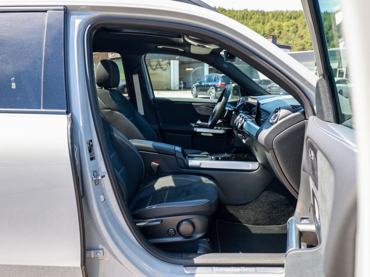 Mercedes-Benz GLB – Bild 2