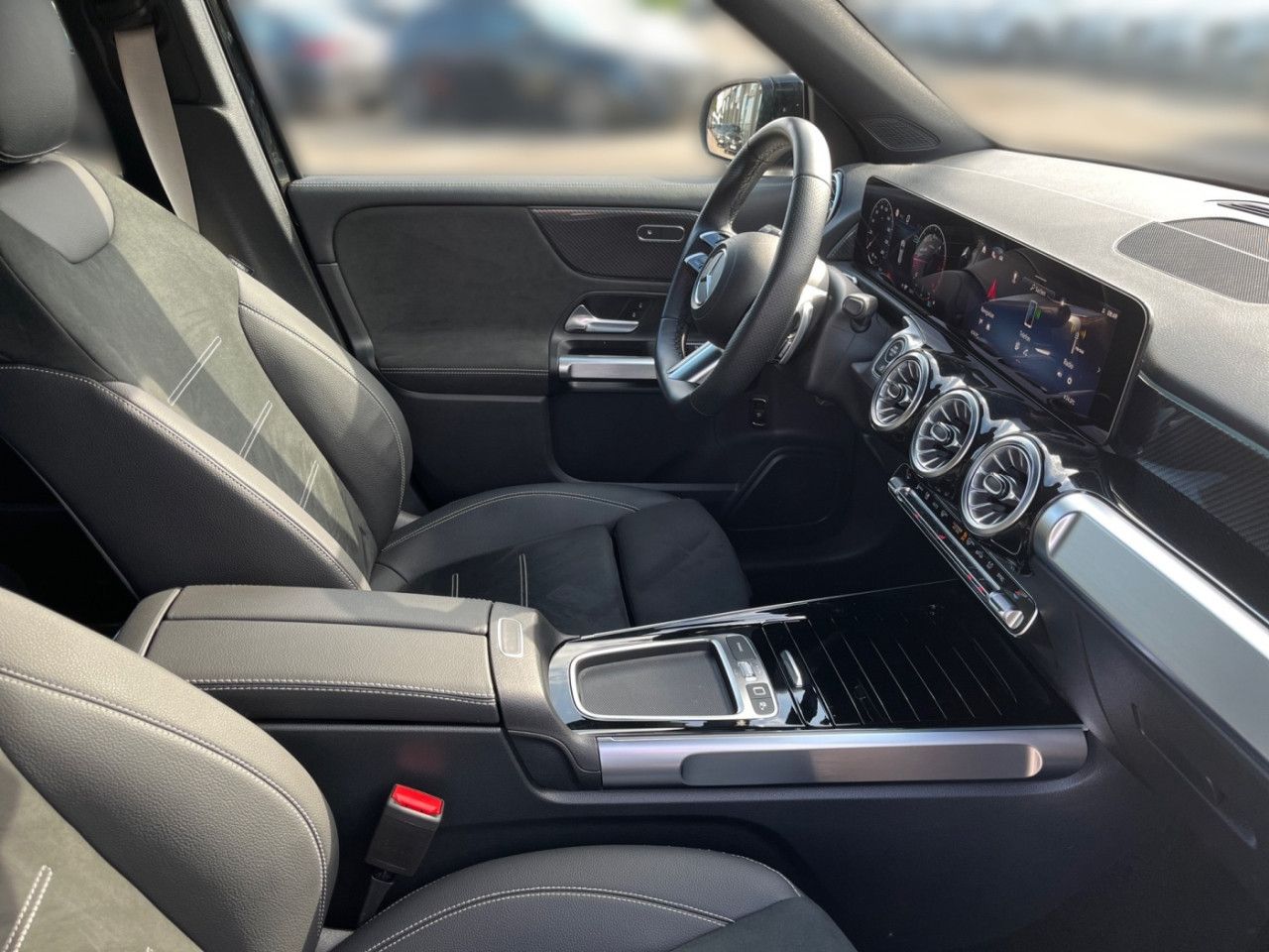 Mercedes-Benz GLB – Bild 15