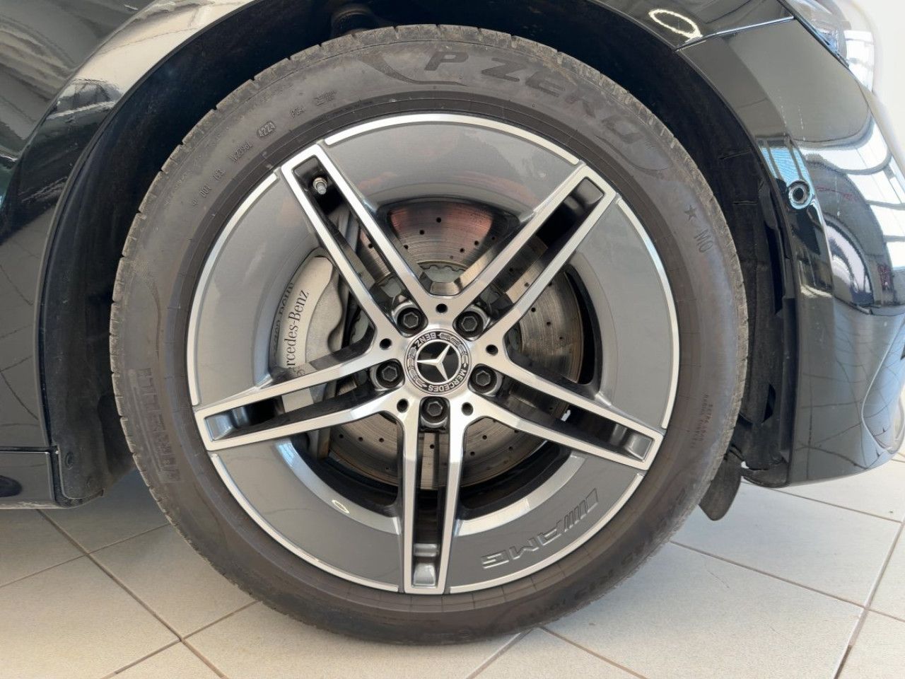 Mercedes-Benz E-Klasse – Bild 11