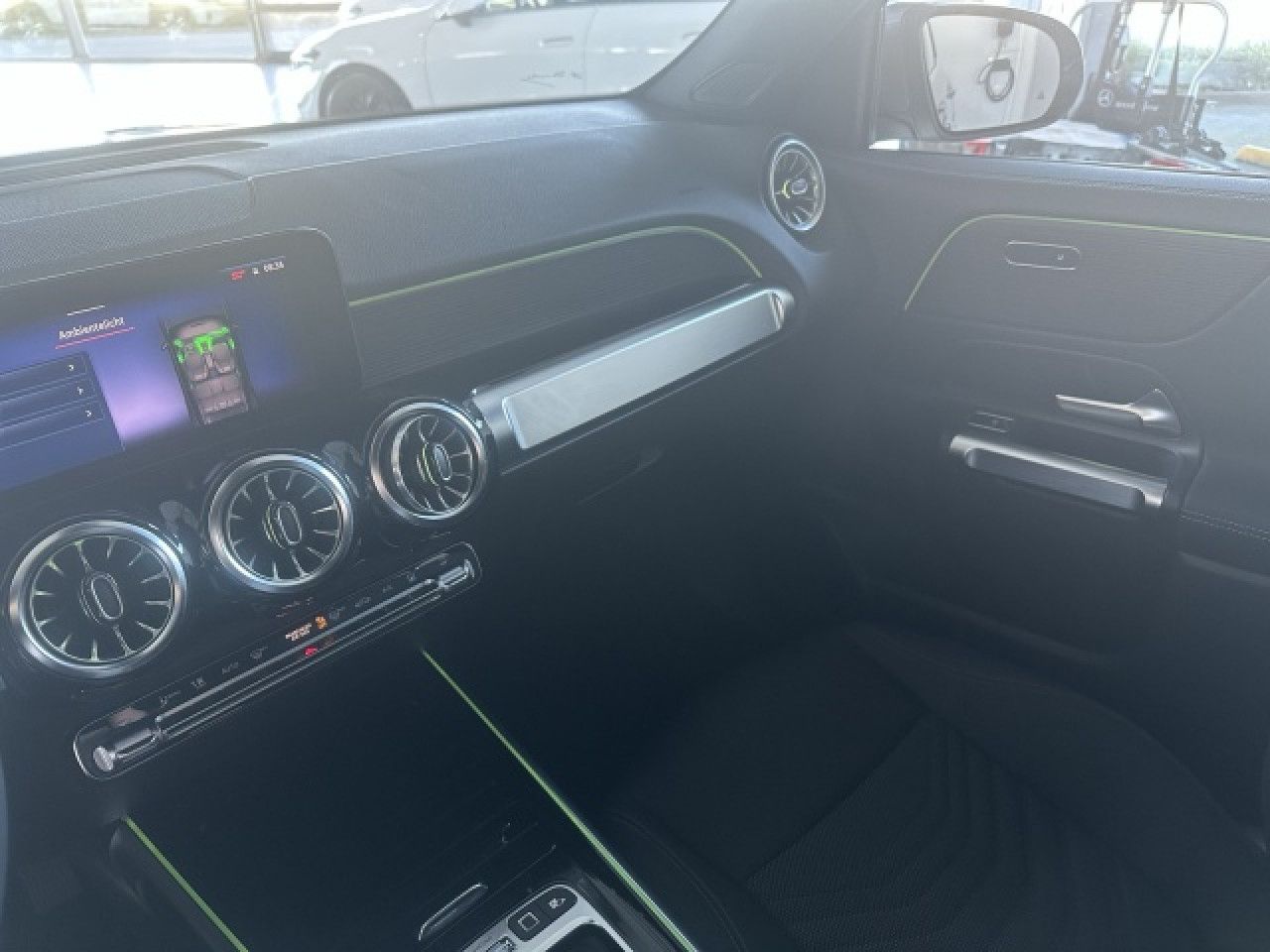 Mercedes-Benz EQB – Bild 19