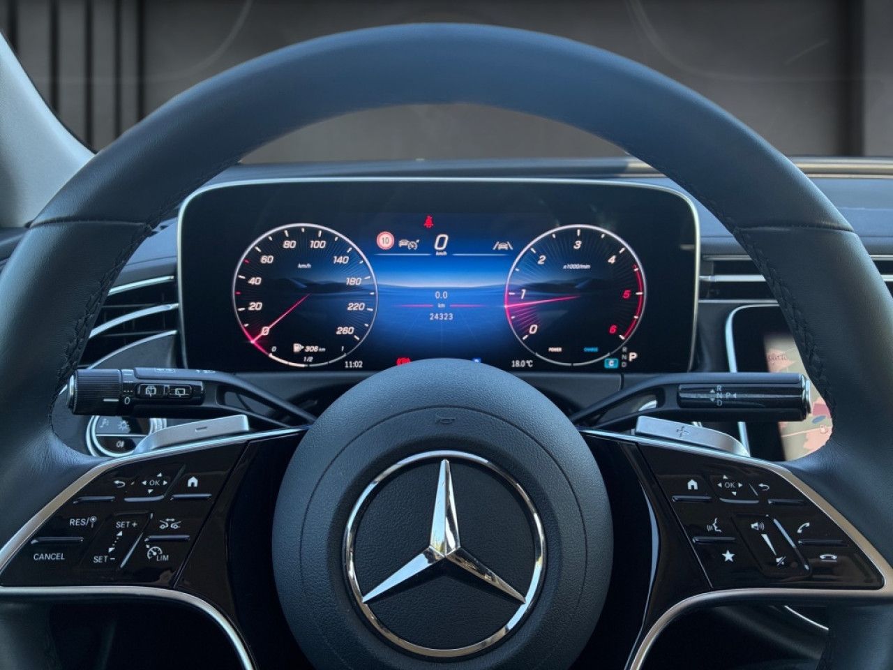 Mercedes-Benz E-Klasse – Bild 8