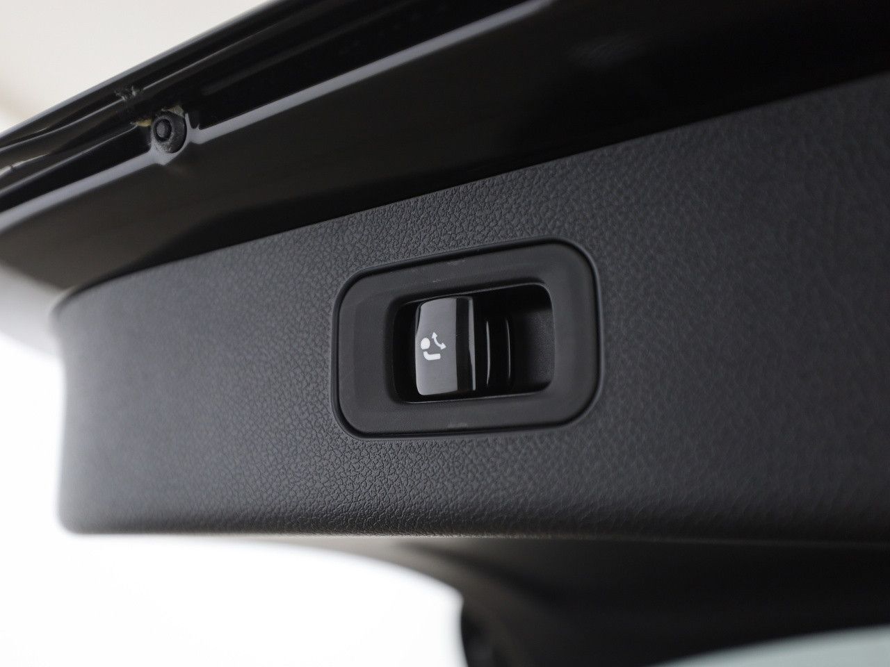 Mercedes-Benz E-Klasse – Bild 24
