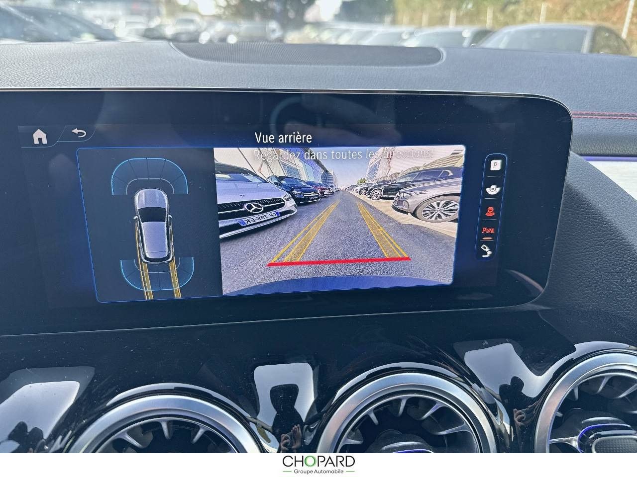 Photo du v&eacute;hicule 16 / 18