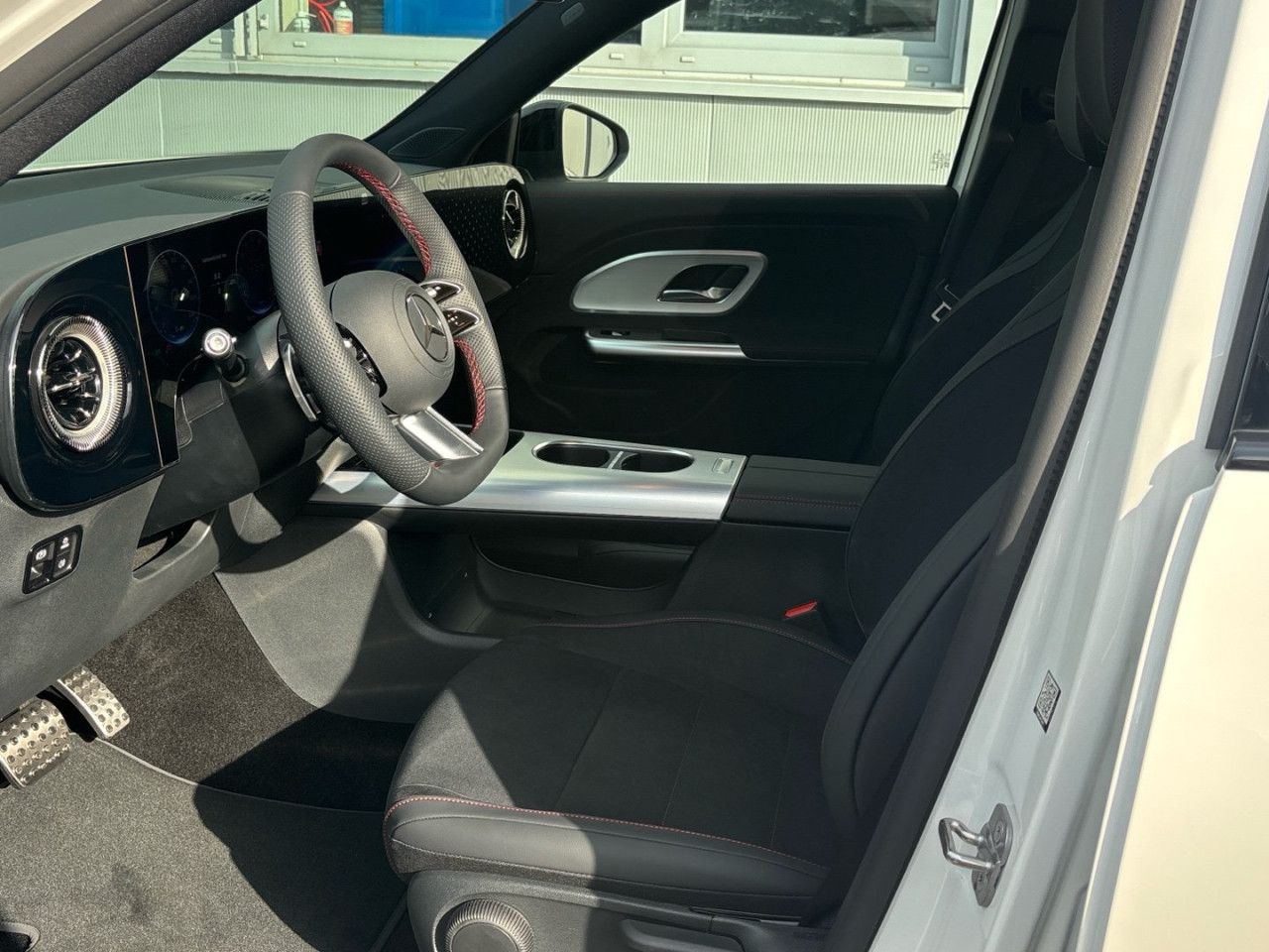 Mercedes-Benz GLB – Bild 13