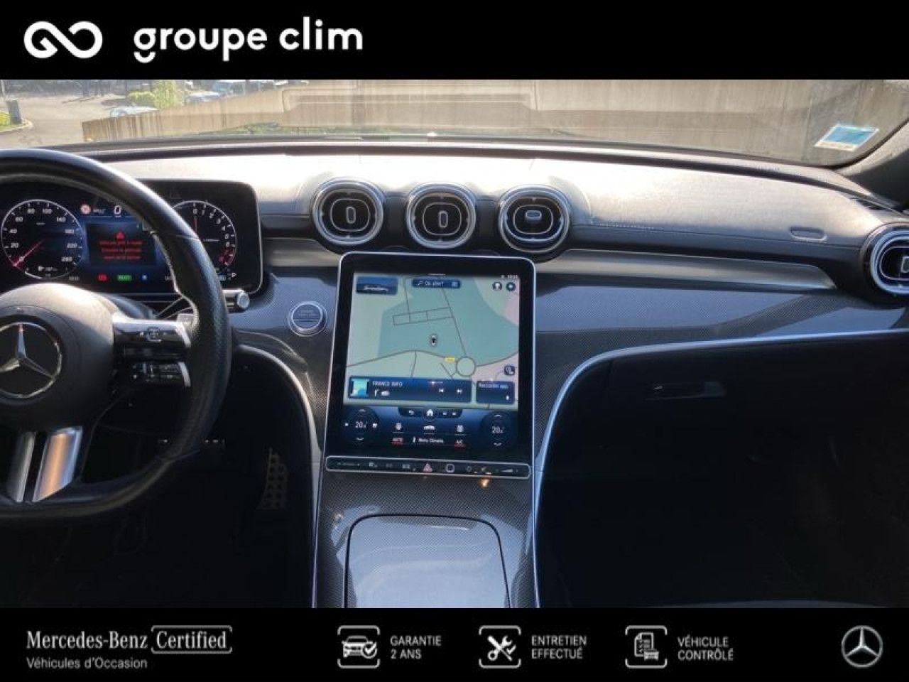 Photo du v&eacute;hicule 9 / 18