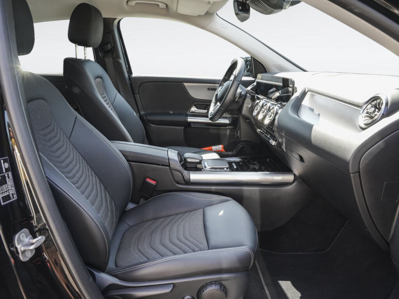 Mercedes-Benz EQA – Bild 5