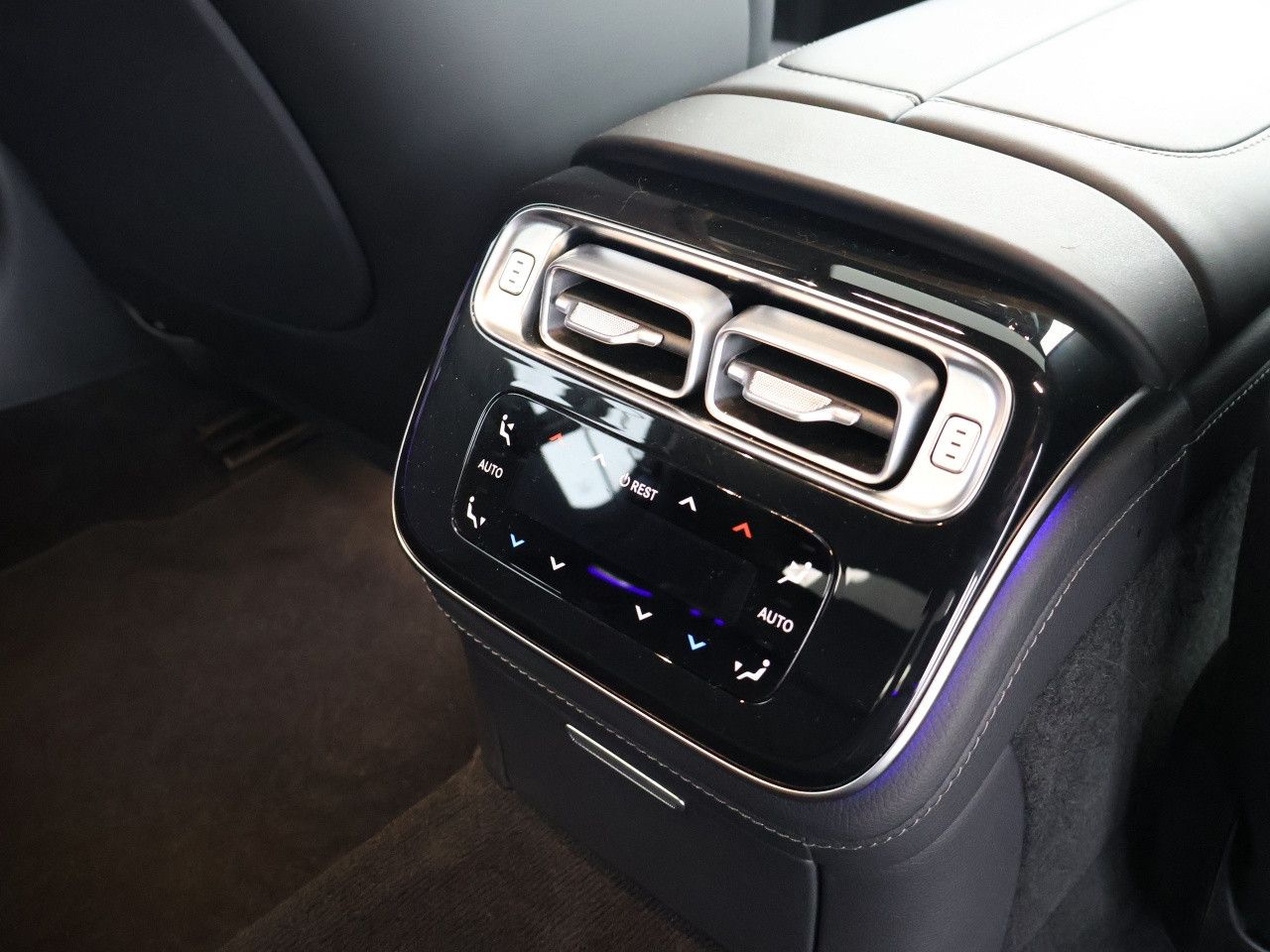 Mercedes-Benz S-Klasse – Bild 17