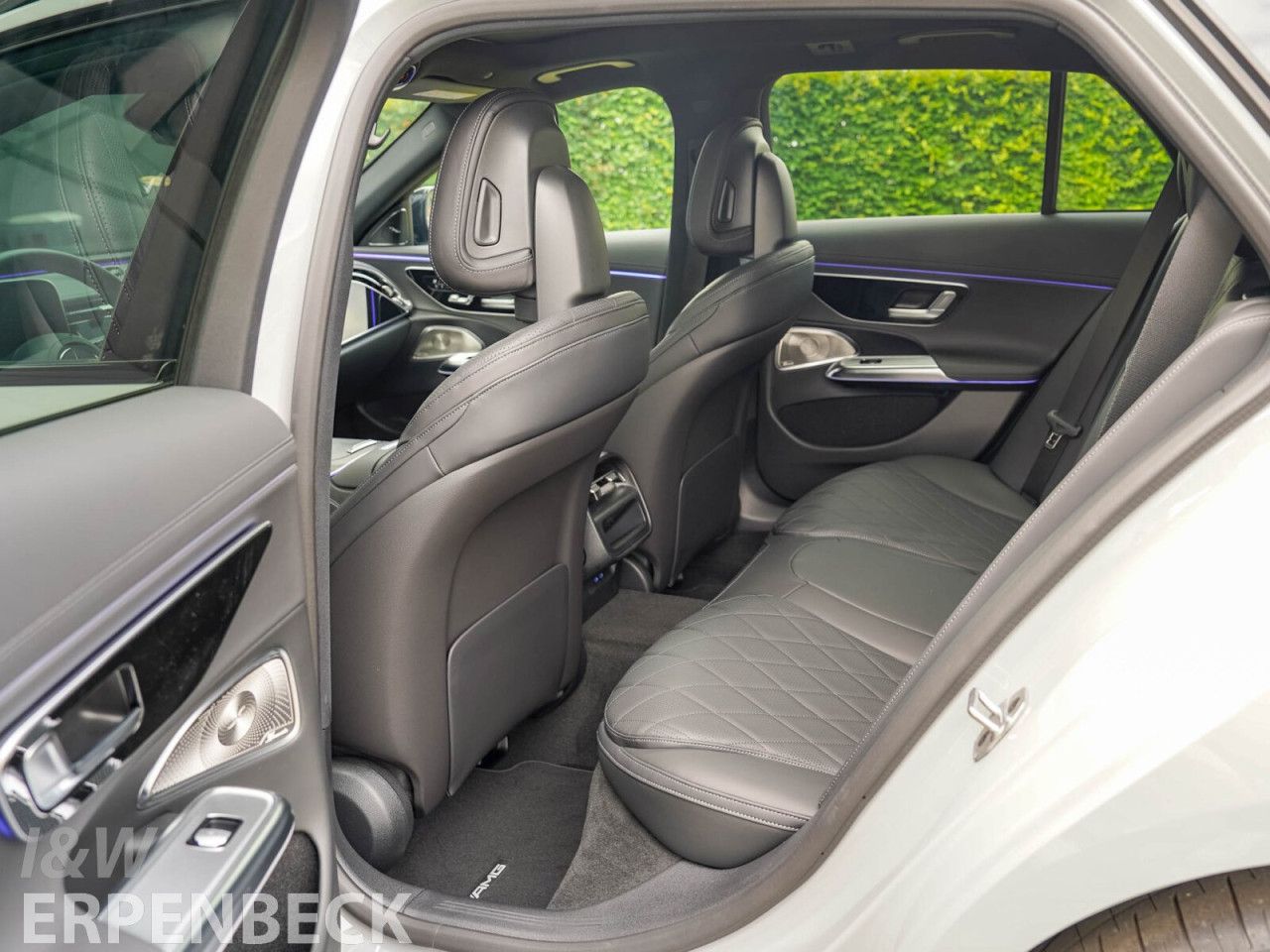 Mercedes-Benz E-Klasse – Bild 17