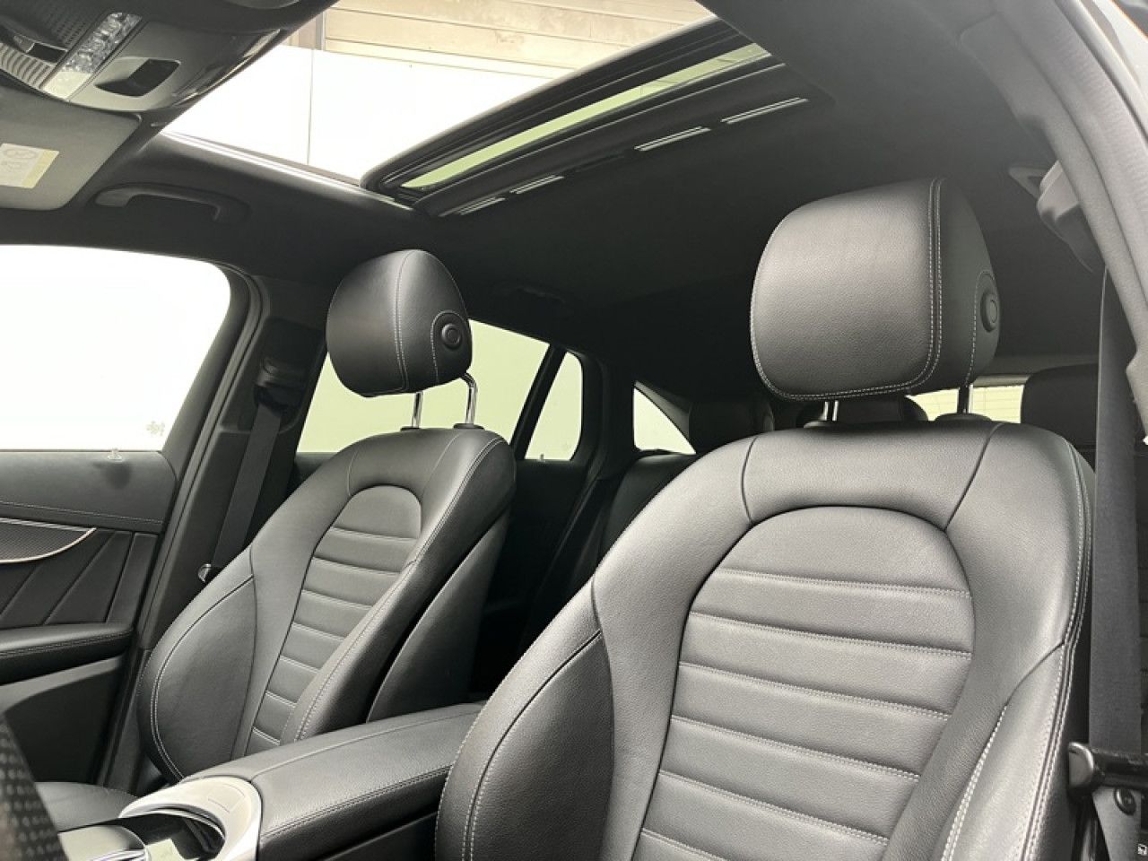 Photo du véhicule 16 / 18