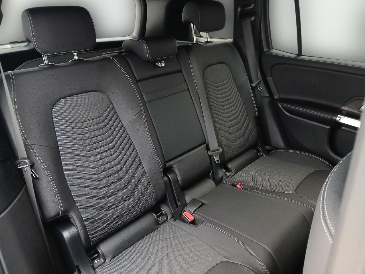 Zdjęcie pojazdu 16 / 22