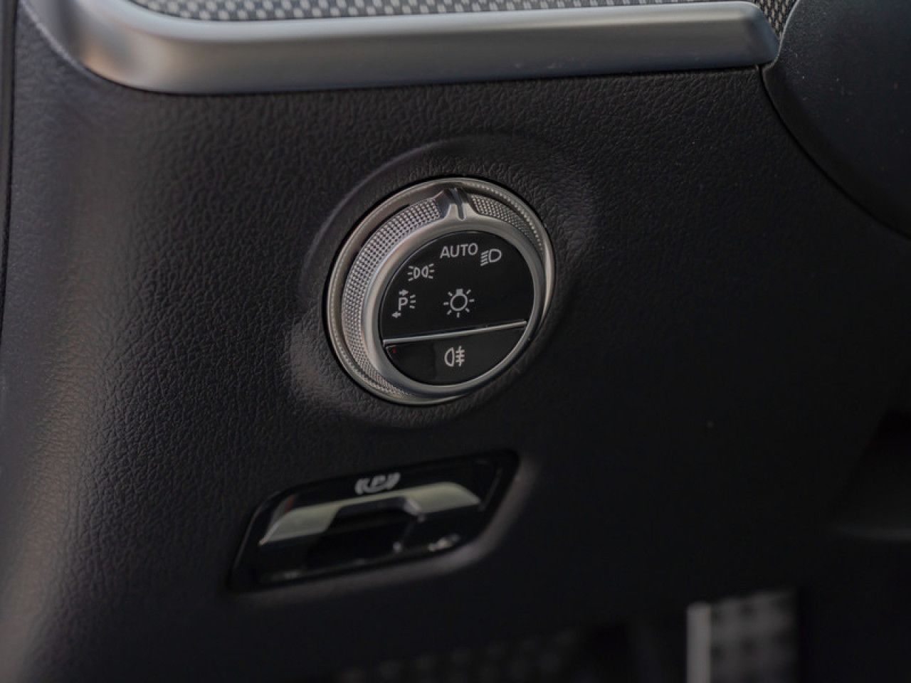 Mercedes-Benz C-Klasse – Bild 12