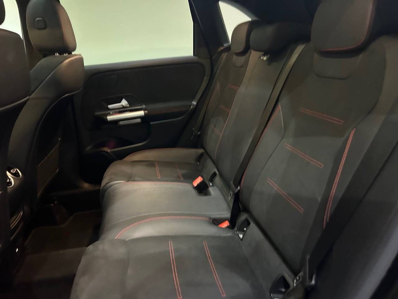 Photo du véhicule 13 / 17