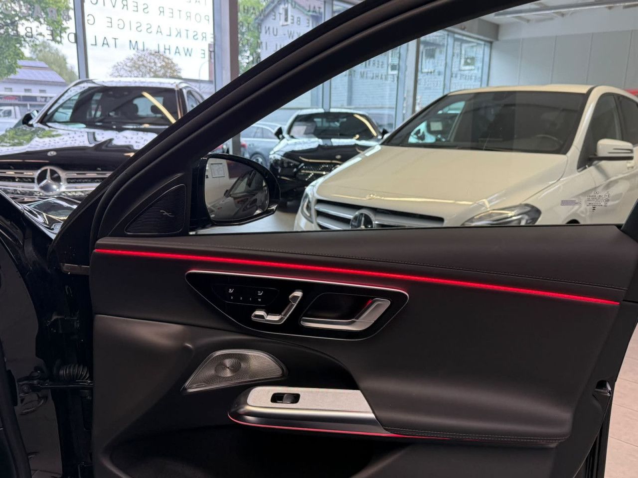 Mercedes-Benz E-Klasse – Bild 20