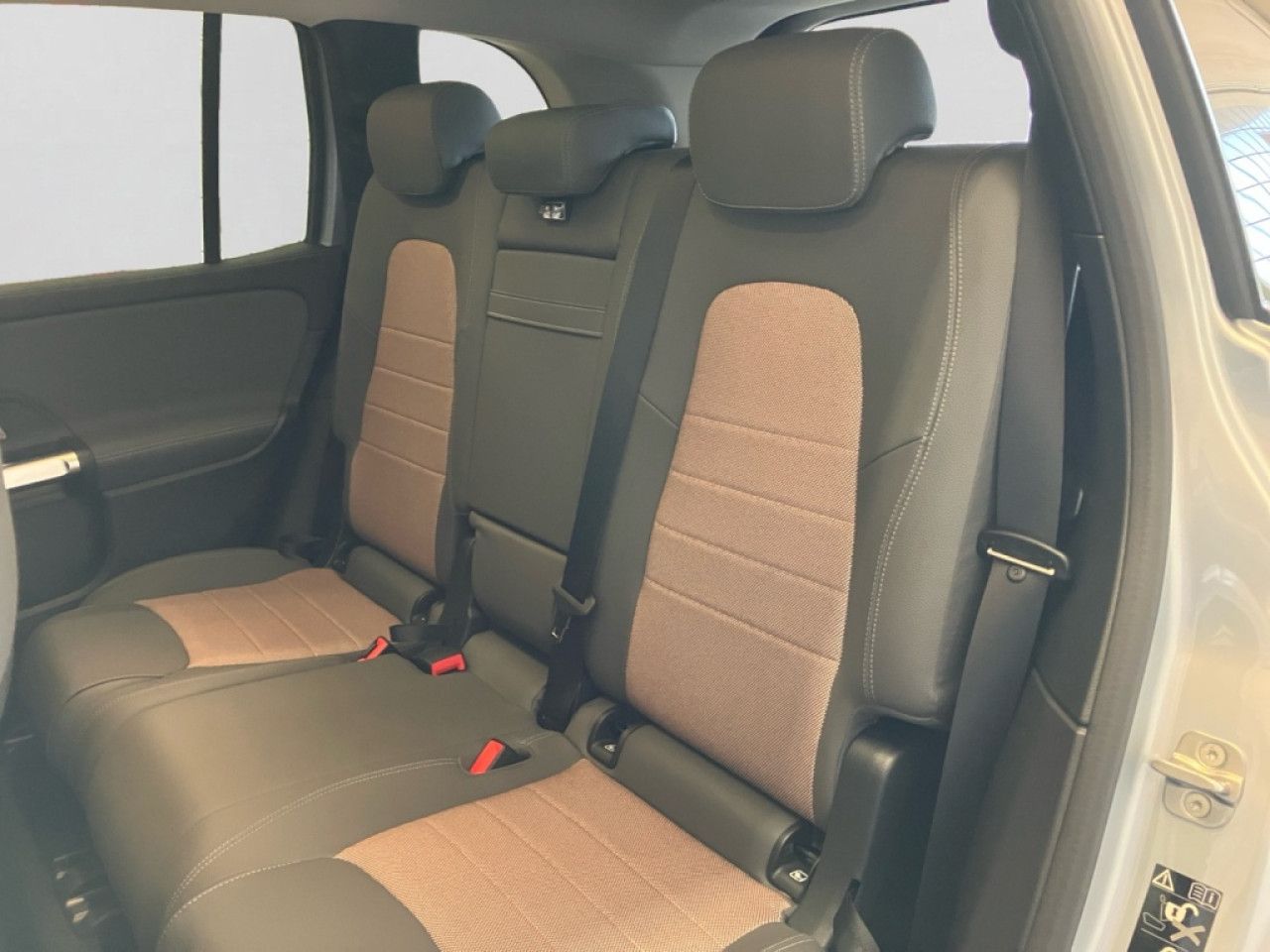 Mercedes-Benz EQB – Bild 13