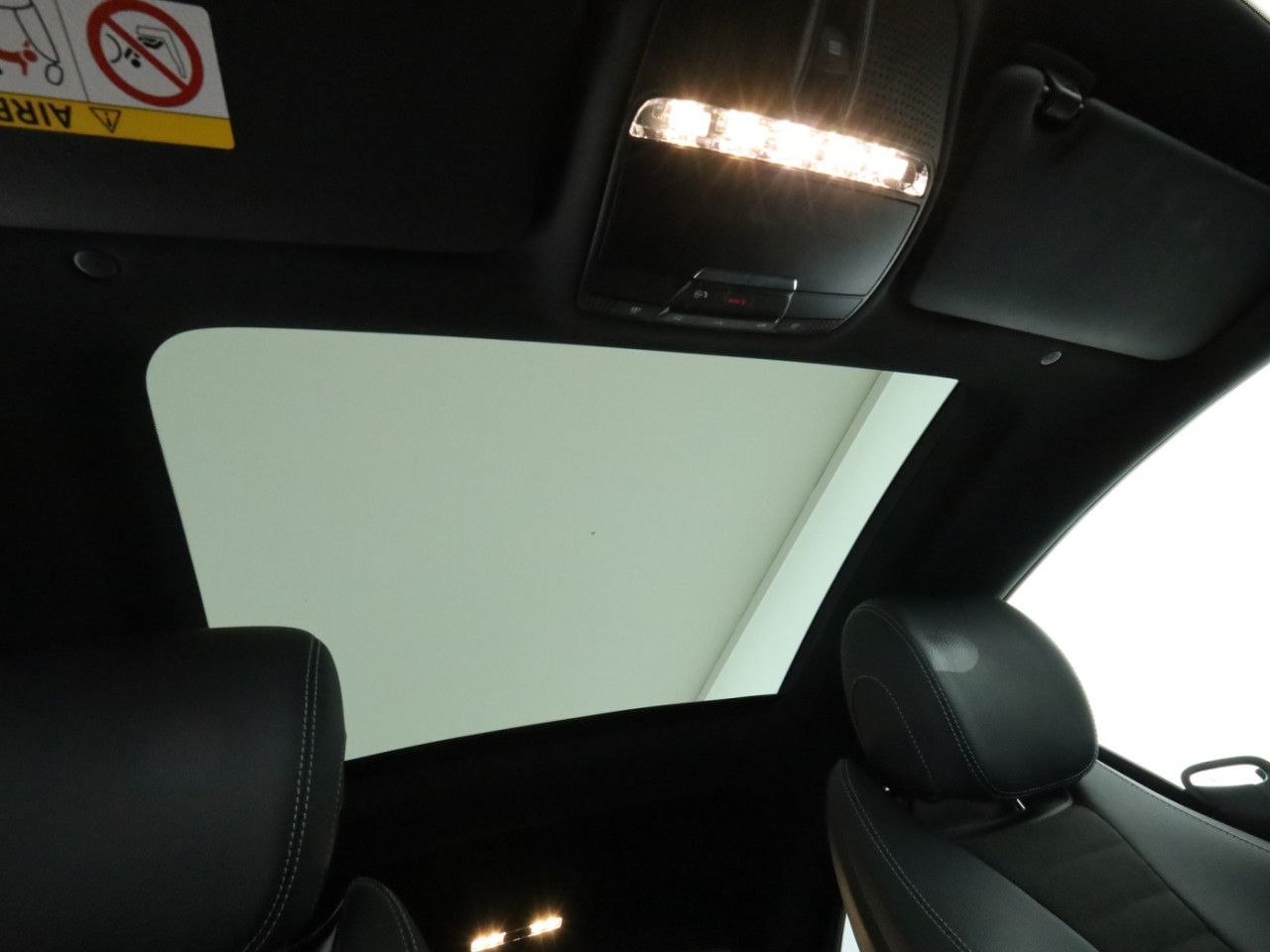 Mercedes-Benz E-Klasse – Bild 21