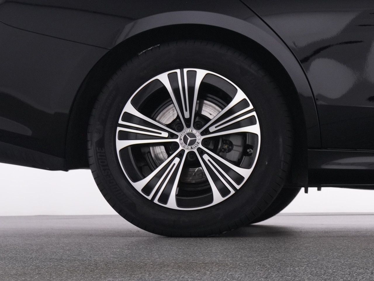 Mercedes-Benz E-Klasse – Bild 22