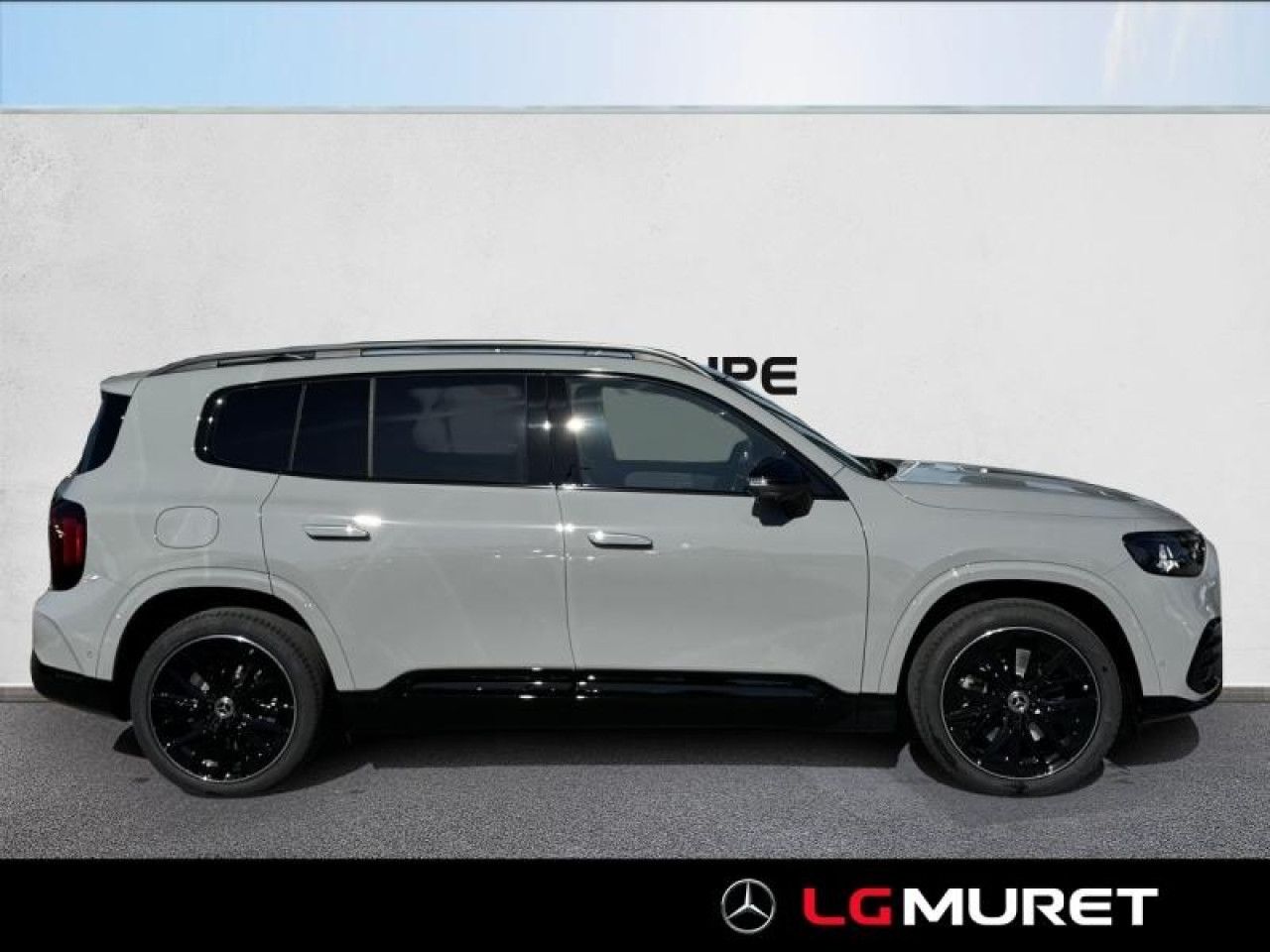 Photo du v&eacute;hicule 4 / 18