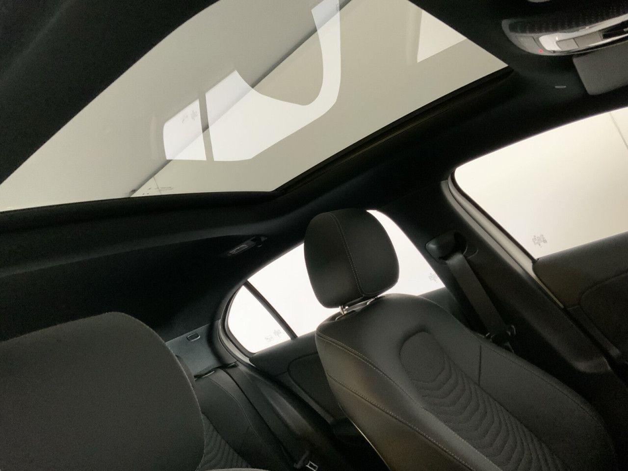 Mercedes-Benz A-Klasse – Bild 16