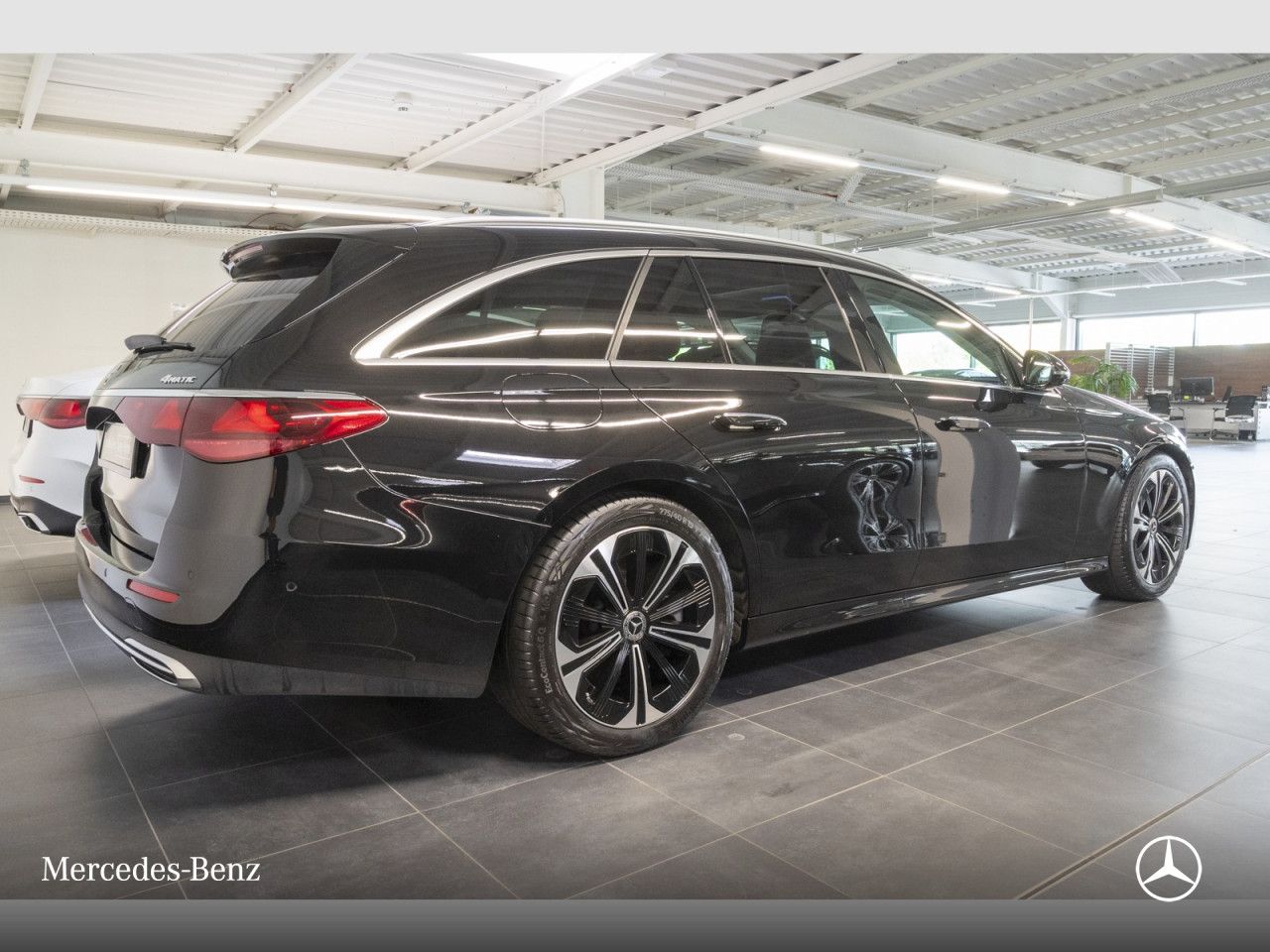 Mercedes-Benz E-Klasse – Bild 2