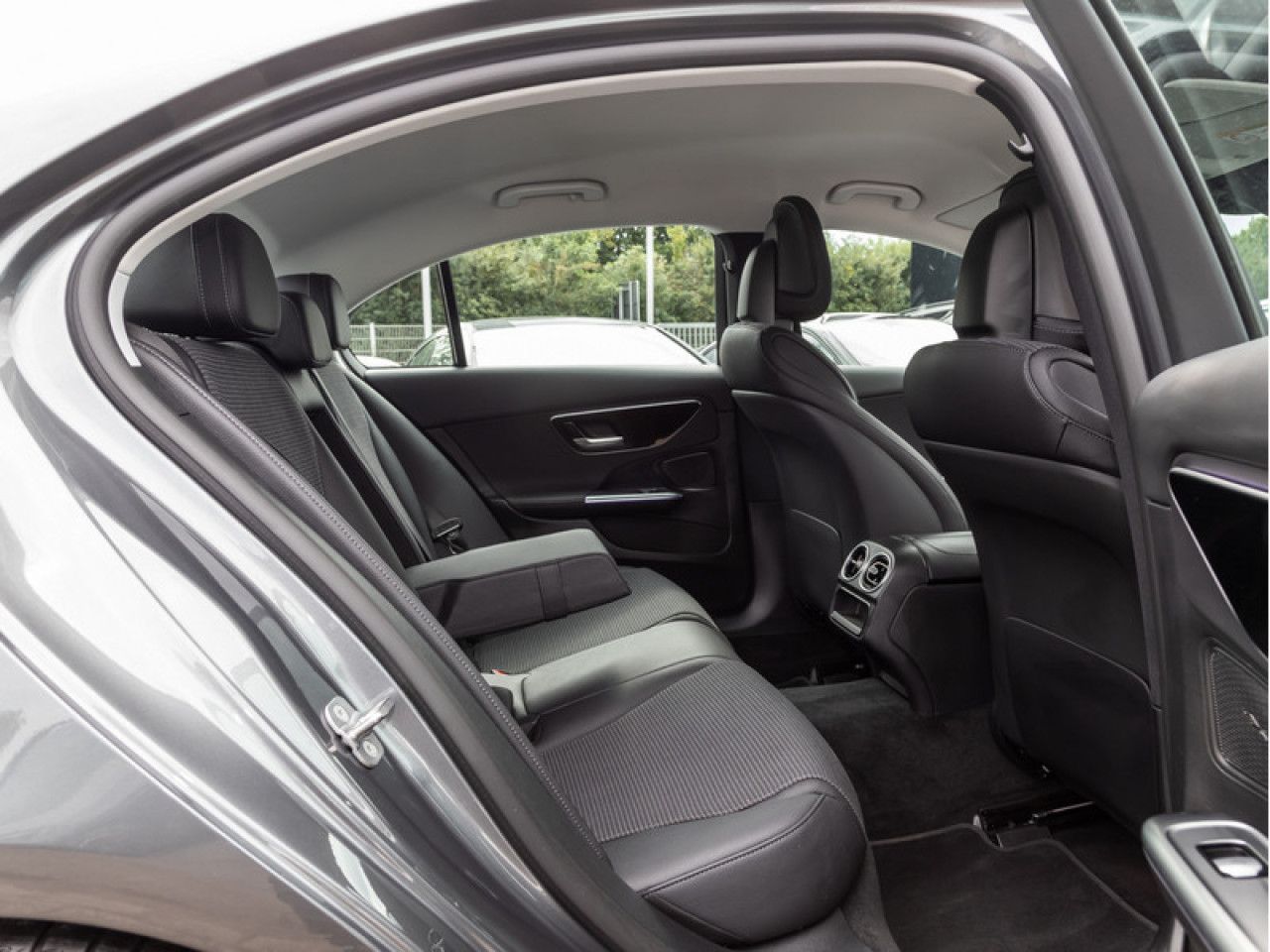 Mercedes-Benz C-Klasse – Bild 8
