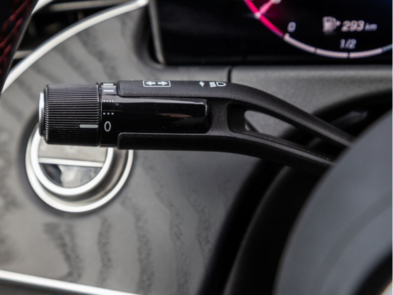 Mercedes-Benz E-Klasse – Bild 20