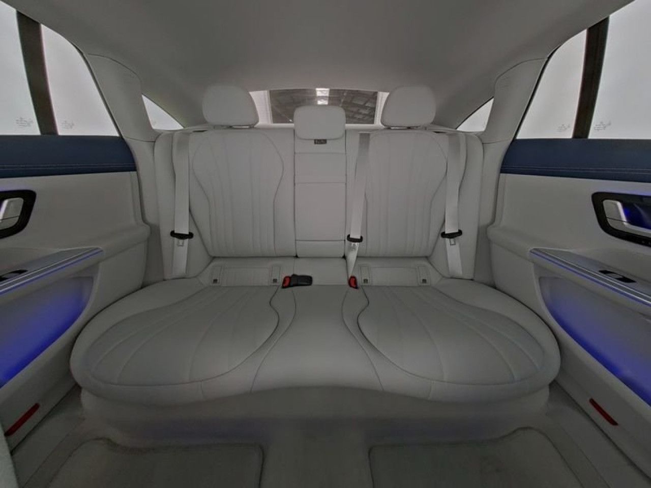 Mercedes-Benz EQE – Bild 7