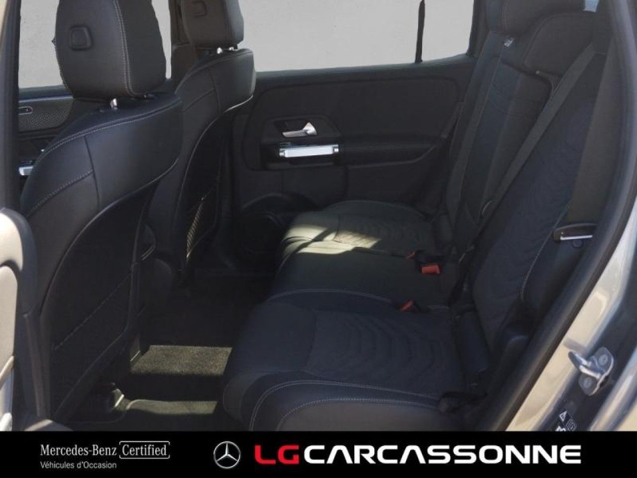 Photo du v&eacute;hicule 11 / 18