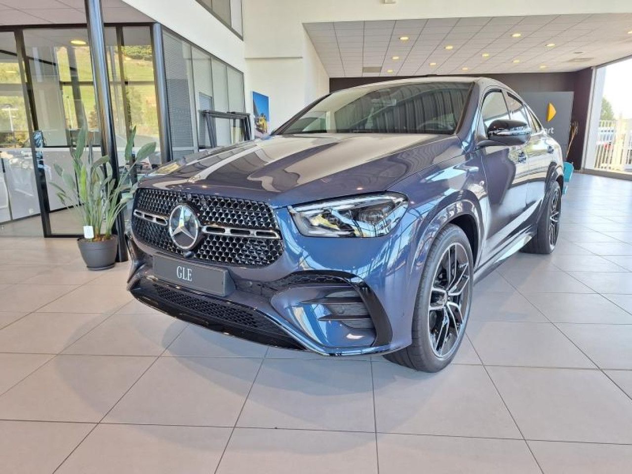 Photo du v&eacute;hicule 3 / 18