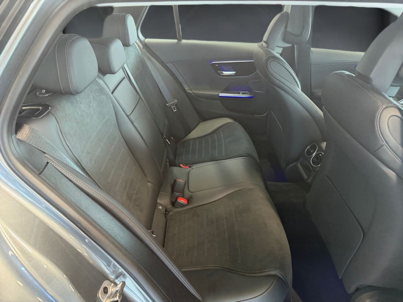 Mercedes-Benz C-Klasse – Bild 14