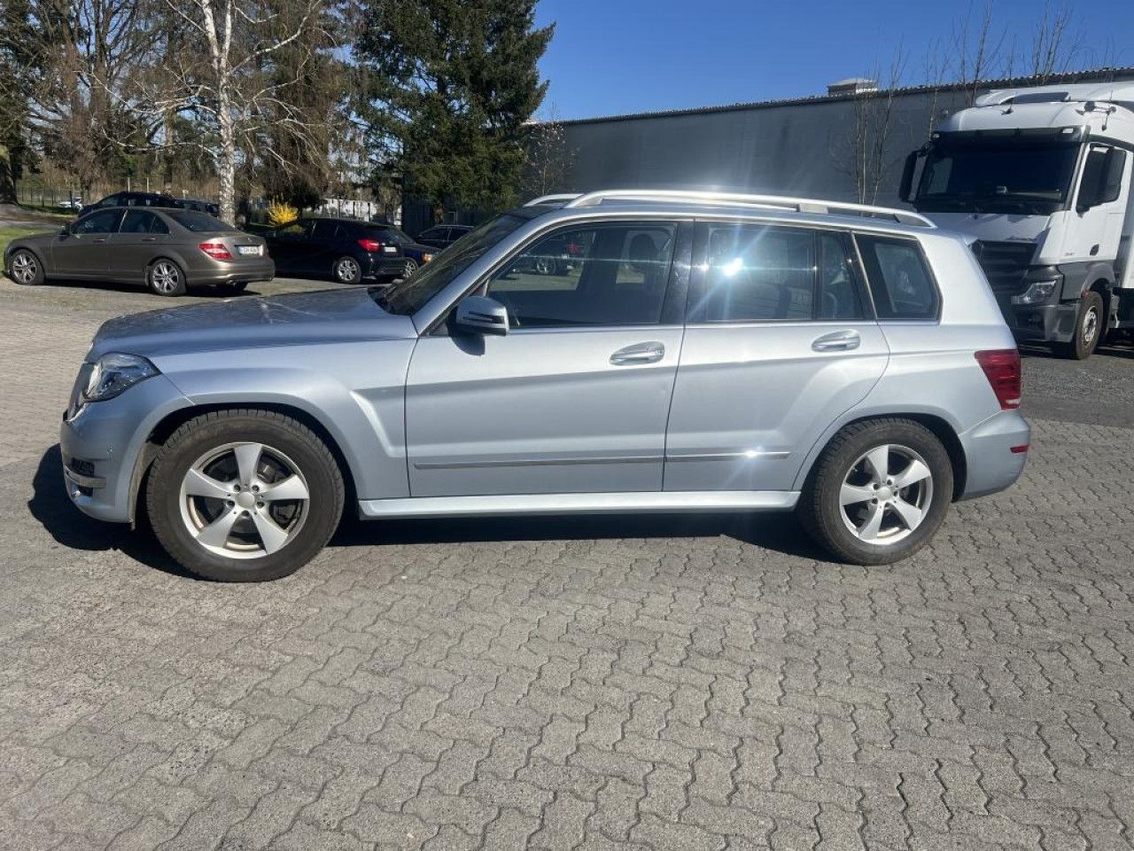 Fahrzeugbild 2 / 9