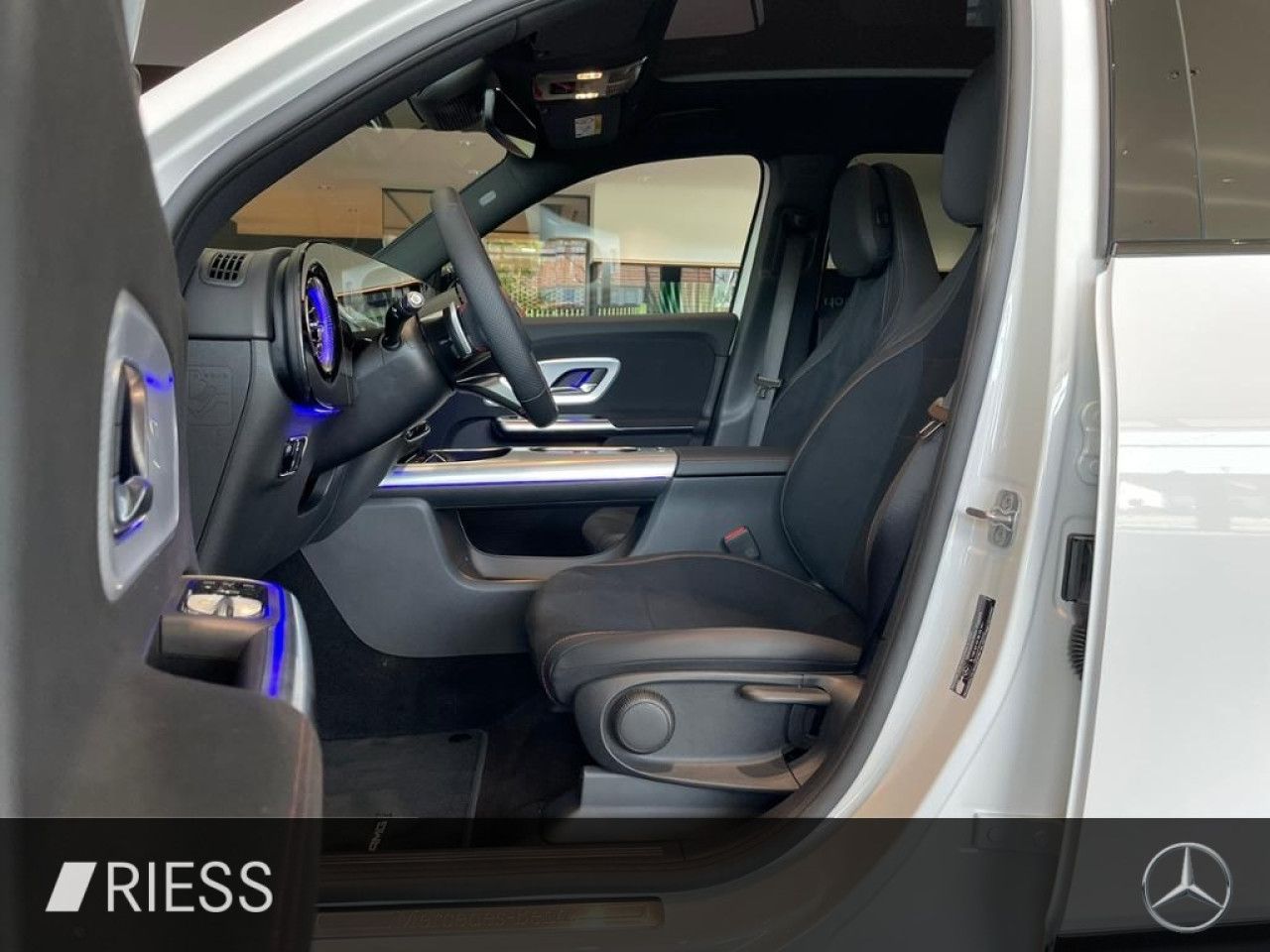 Mercedes-Benz GLB – Bild 2
