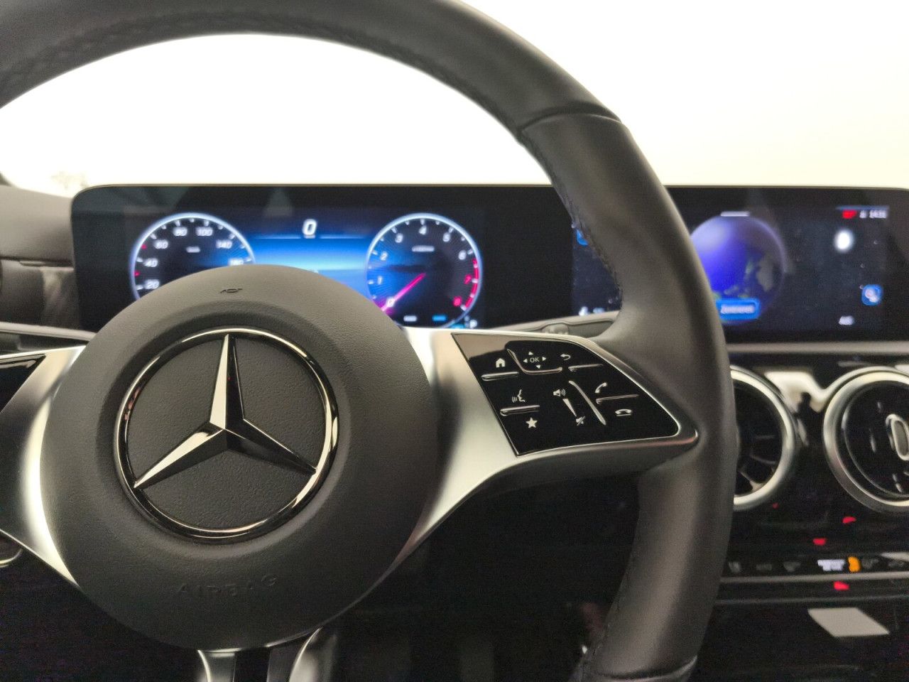 Mercedes-Benz A-Klasse – Bild 17