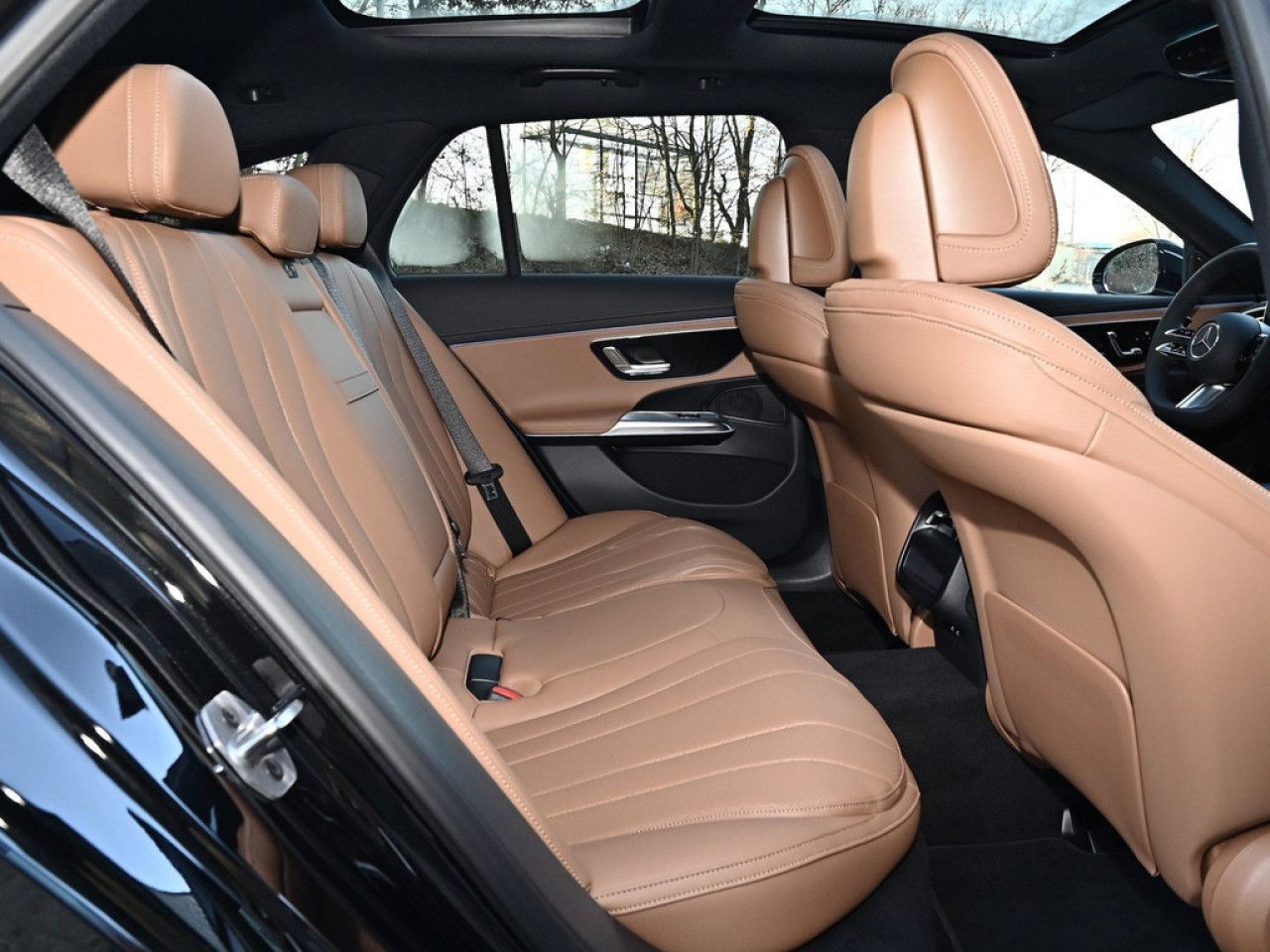 Mercedes-Benz E-Klasse – Bild 4