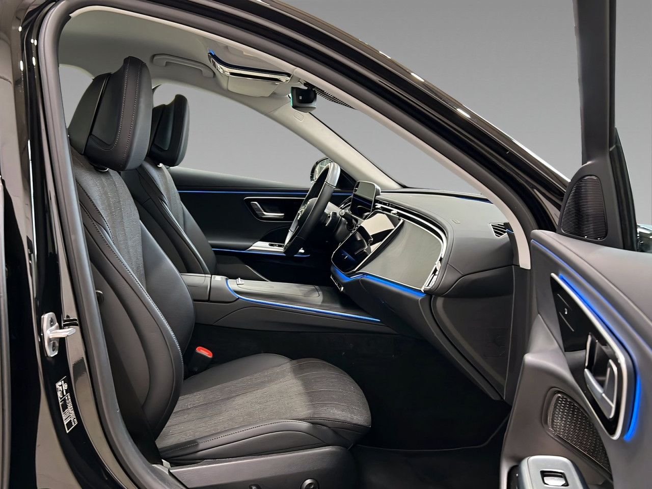 Mercedes-Benz E-Klasse – Bild 14