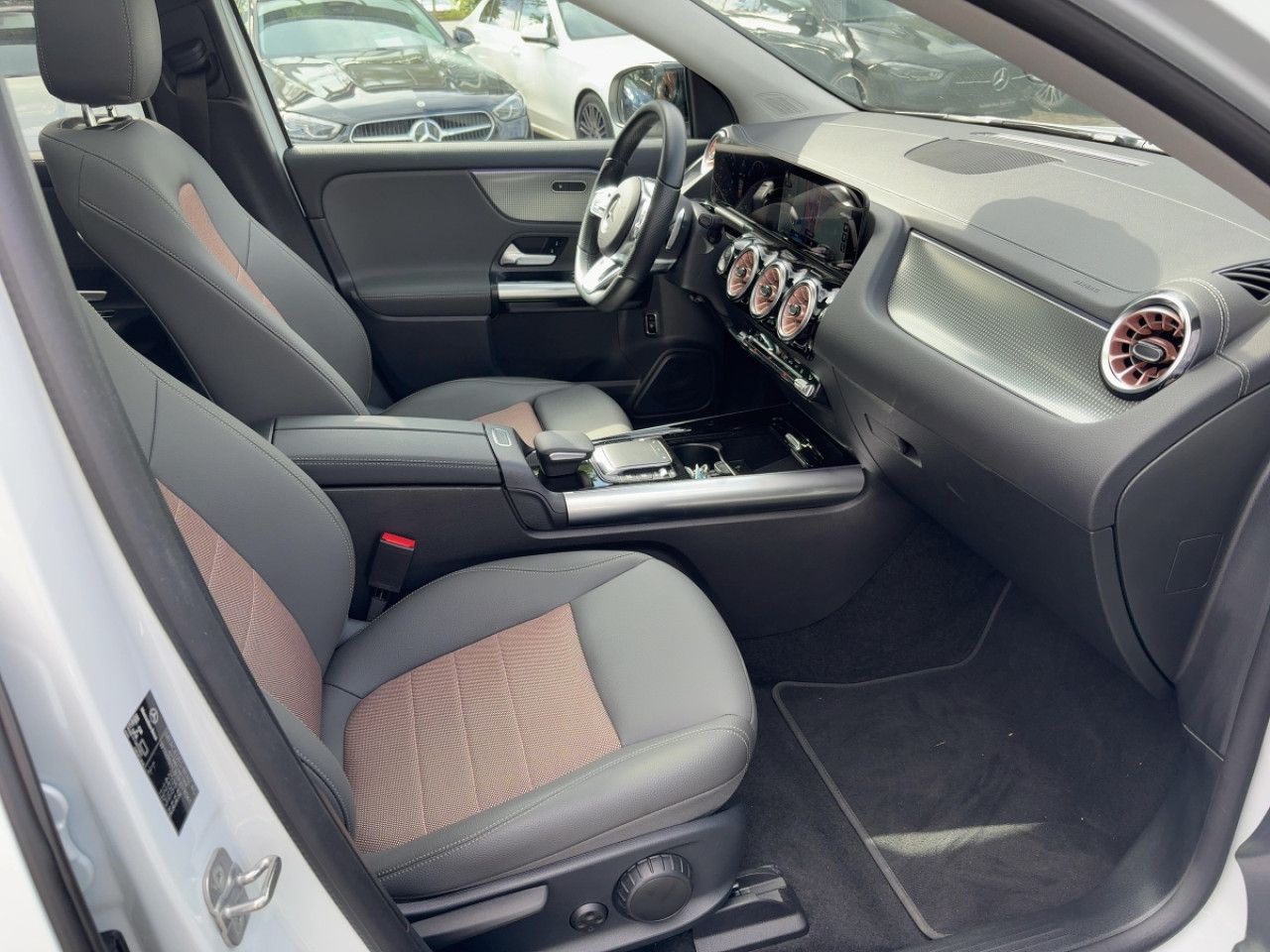 Mercedes-Benz EQA – Bild 6