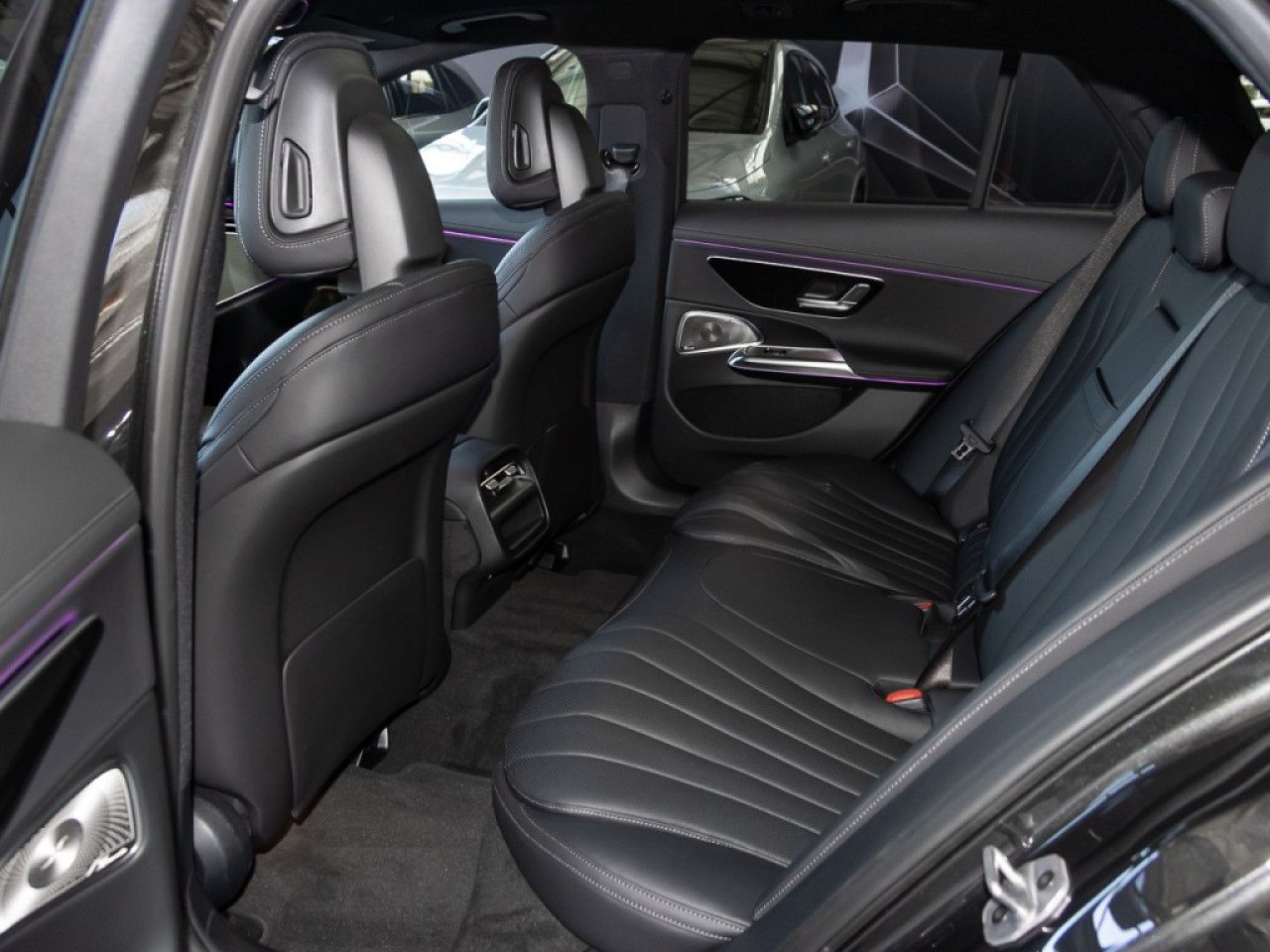 Mercedes-Benz E-Klasse – Bild 11