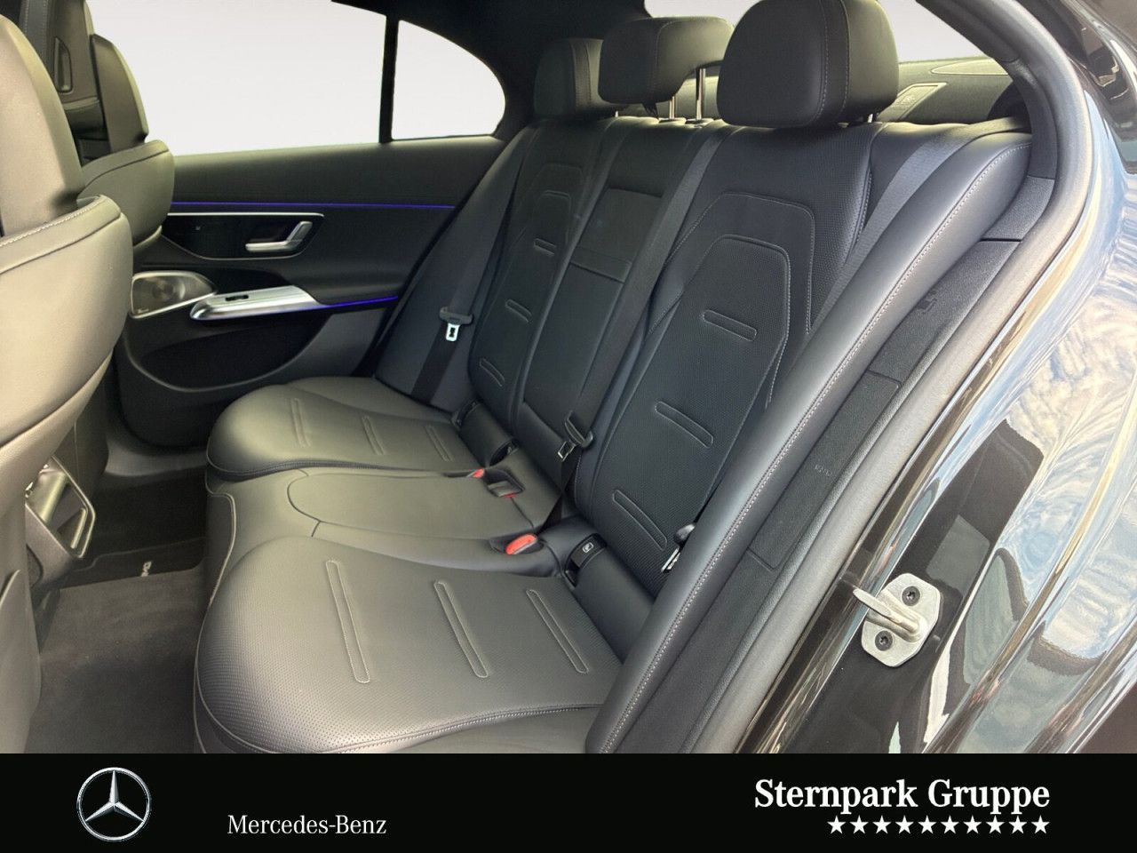 Mercedes-Benz E-Klasse – Bild 13