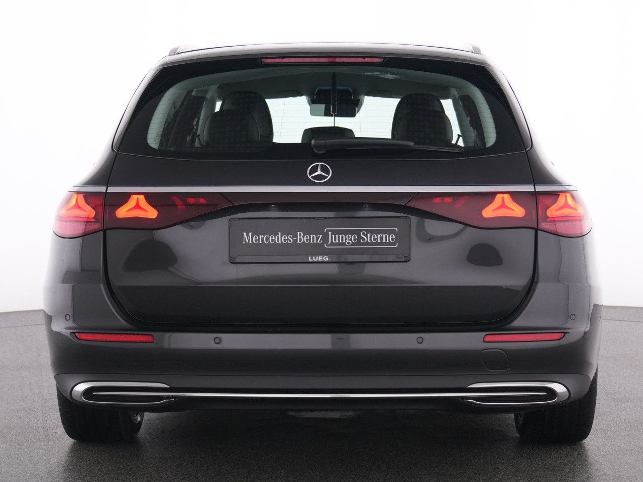 Mercedes-Benz E-Klasse – Bild 15